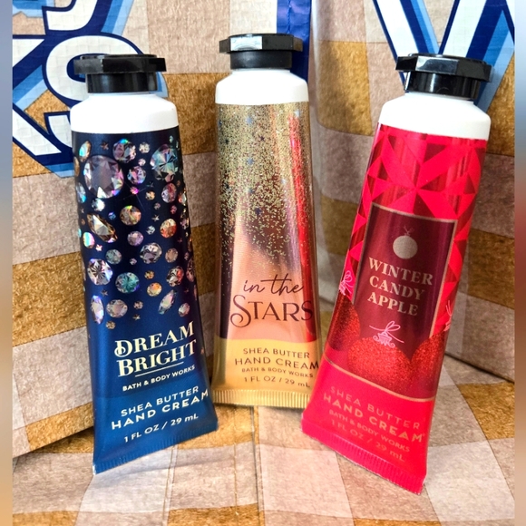 Bath & Body 1 oz Hand Creams + BBW TOTE◇ Dream◇STARS◇Winter Candy Apple 🍎 - Picture 5 of 6